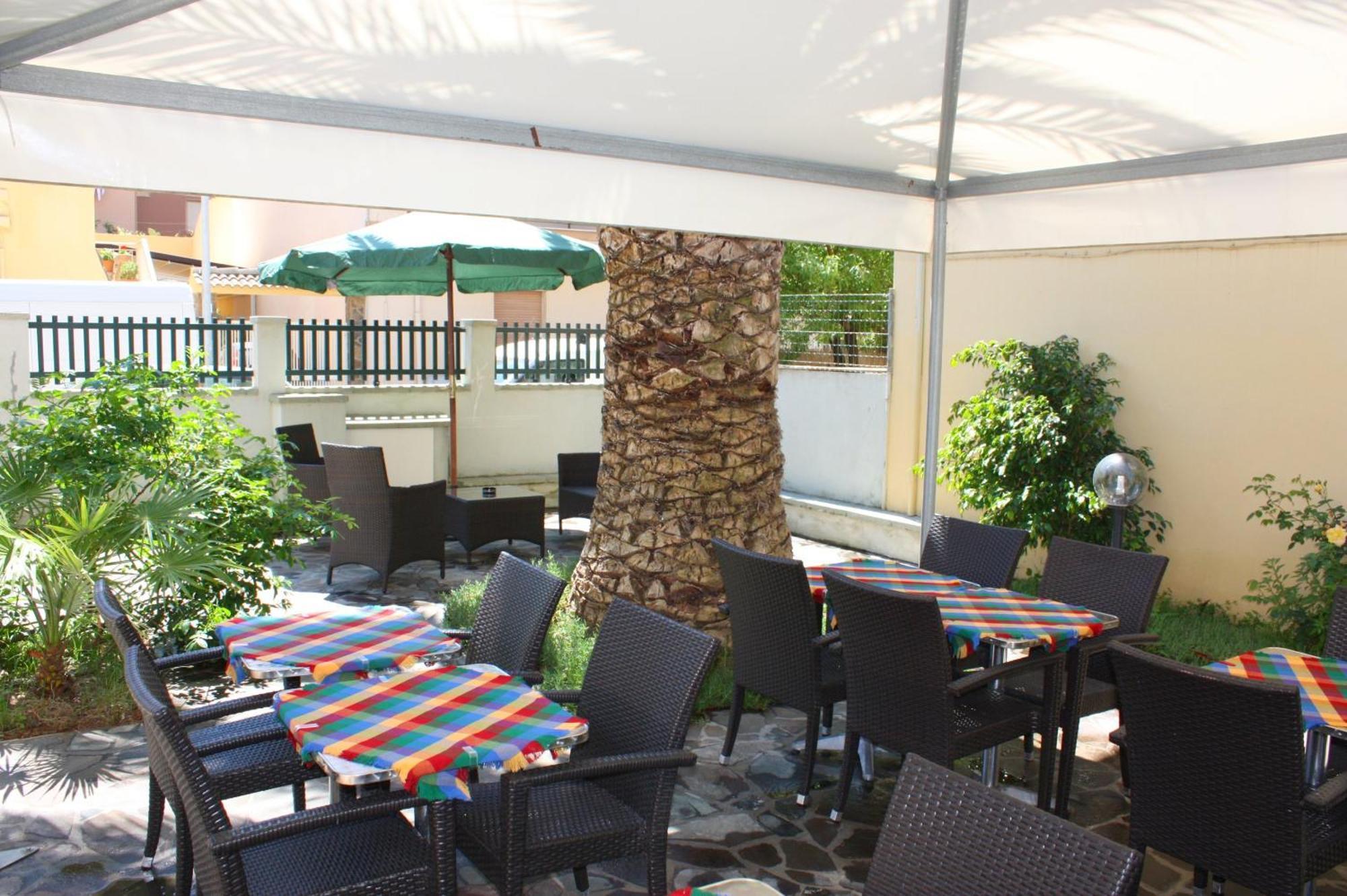 Hotel Alguer Εξωτερικό φωτογραφία